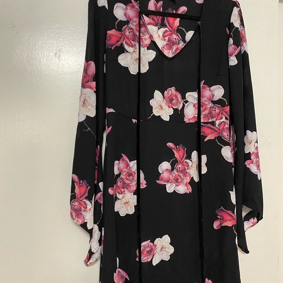 Venus Hi Low Dress - Picture 6 of 7